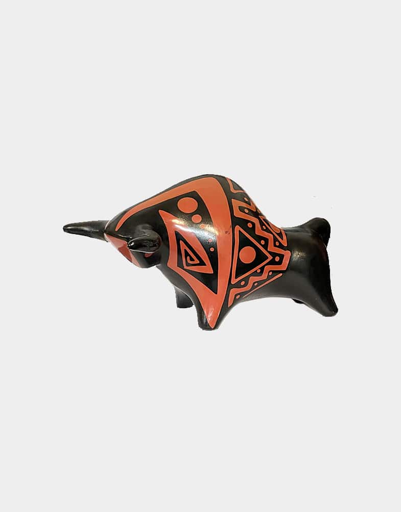 This beautiful bull pottery is made by an artisan from Chulucanas town in Peru; it's fully handcrafted in terracotta and black color. Shop with free shipping.