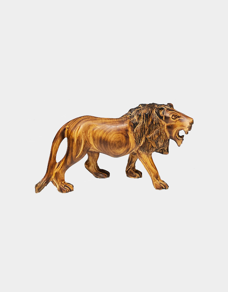 Talented Kenyan carvers carve this beautiful lion sculpture from jacaranda wood, finished with burned contours. Each sculpture is unique, buy it now!!